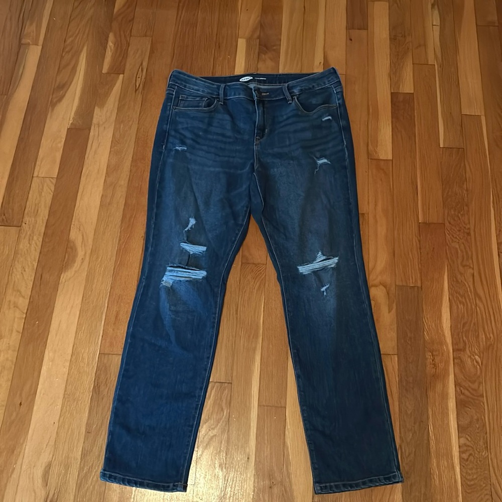 Old navy women’s jeans!